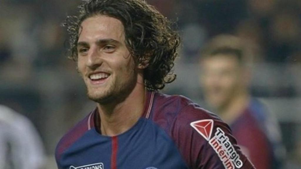 Rabiot durante un partido