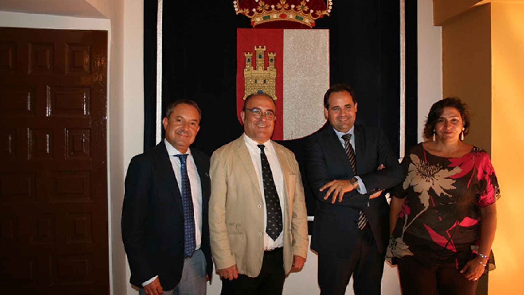 FOTO: El diputado Francisco Núñez junto al alcalde de Tobarra.
