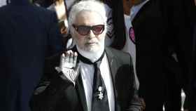 Karl Lagerfeld durante la semana de la moda de París.
