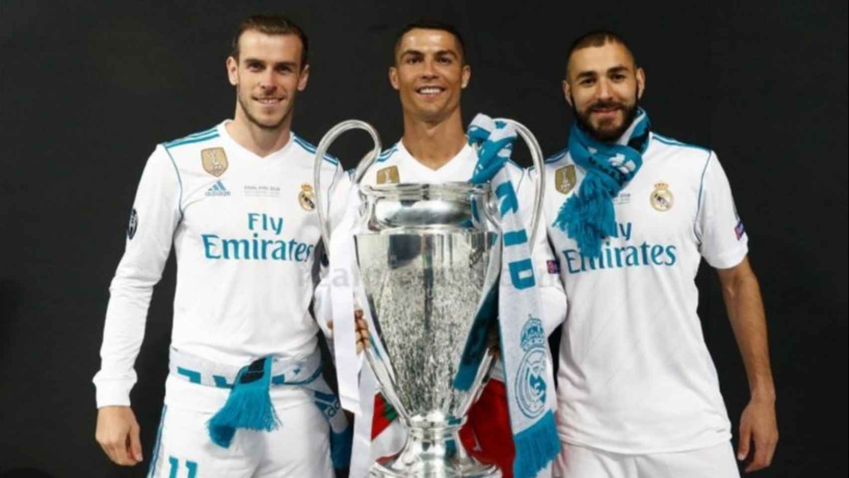 Gareth Bale, Cristiano Ronaldo y Karim Benzema con La Decimotercera