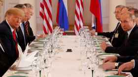 Trump y Putin durante la cumbre.