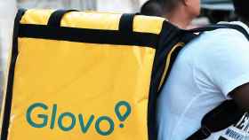 Glovo es una plataforma de repartidores de envíos urgentes en las ciudades.