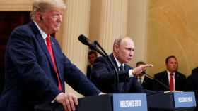 Donald Trump y Vladímir Putin en la cumbre de Helsinki