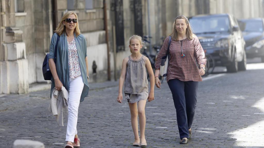 La infanta Cristina visitó a su marido al cumplir un mes en prisión.