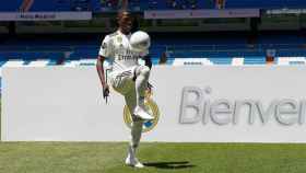 Vinicius, presentado con el Real Madrid