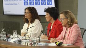 Las ministras Montero, Celaá y Calviño tras el Consejo de Ministros.