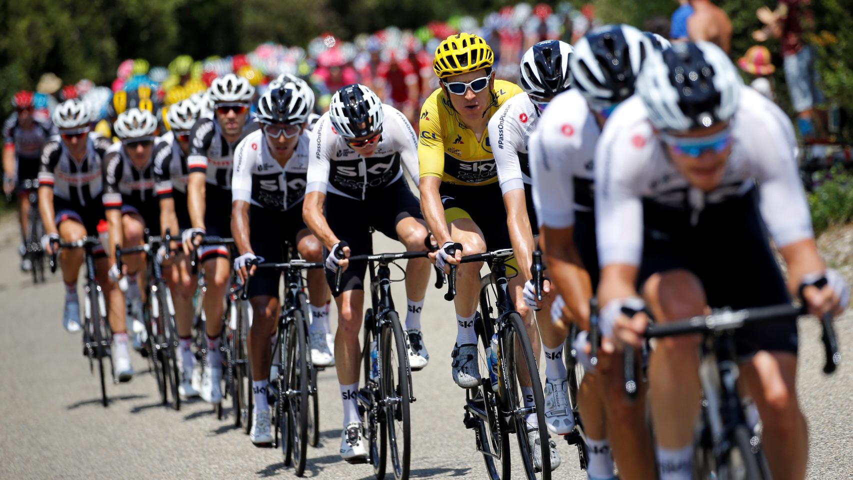 Sky marca el ritmo del pelotón en la 14º etapa del Tour de Francia.
