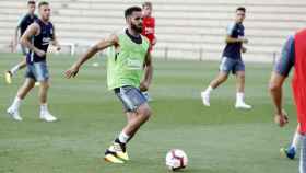 Douglas, en un entrenamiento del Barcelona. Foto: fcbarcelona.es