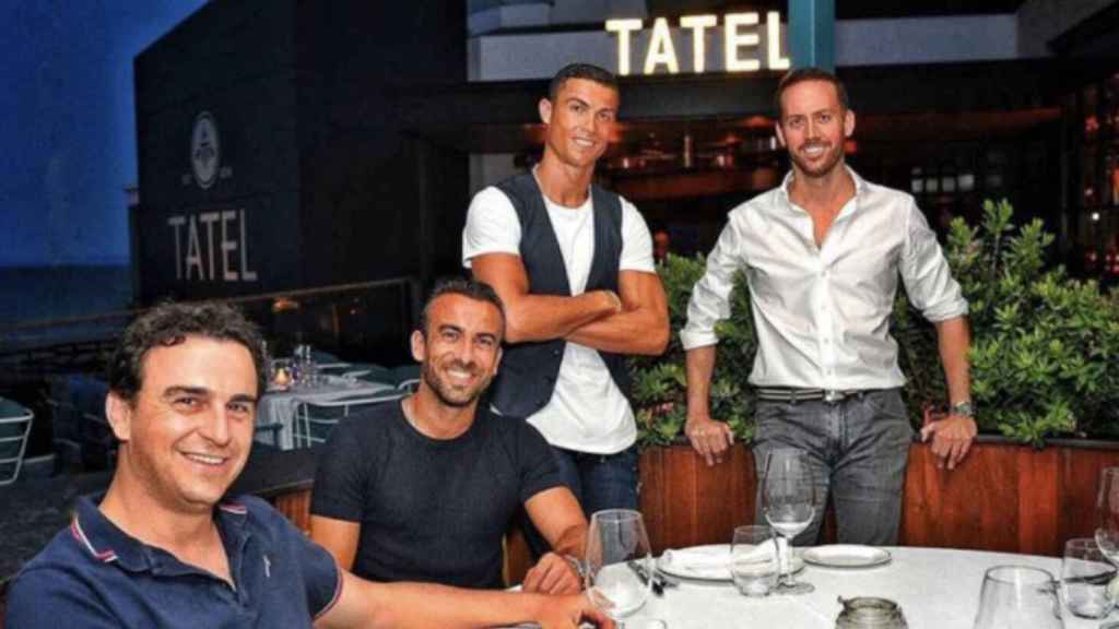 Cristiano Ronaldo, Abel Matutes y Manuel Campos en TATEL Ibiza.