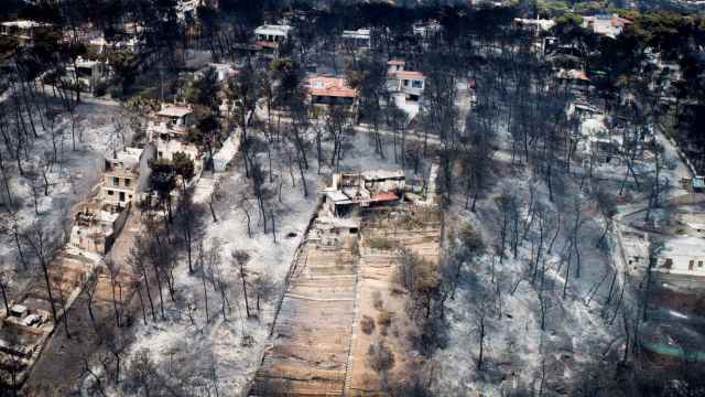 La vista aérea de Mati, una de las zonas afectadas por los incendios.