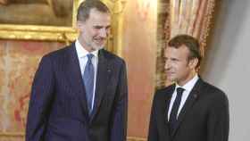 Emmanuel Macron y Felipe VI durante la cena oficial.