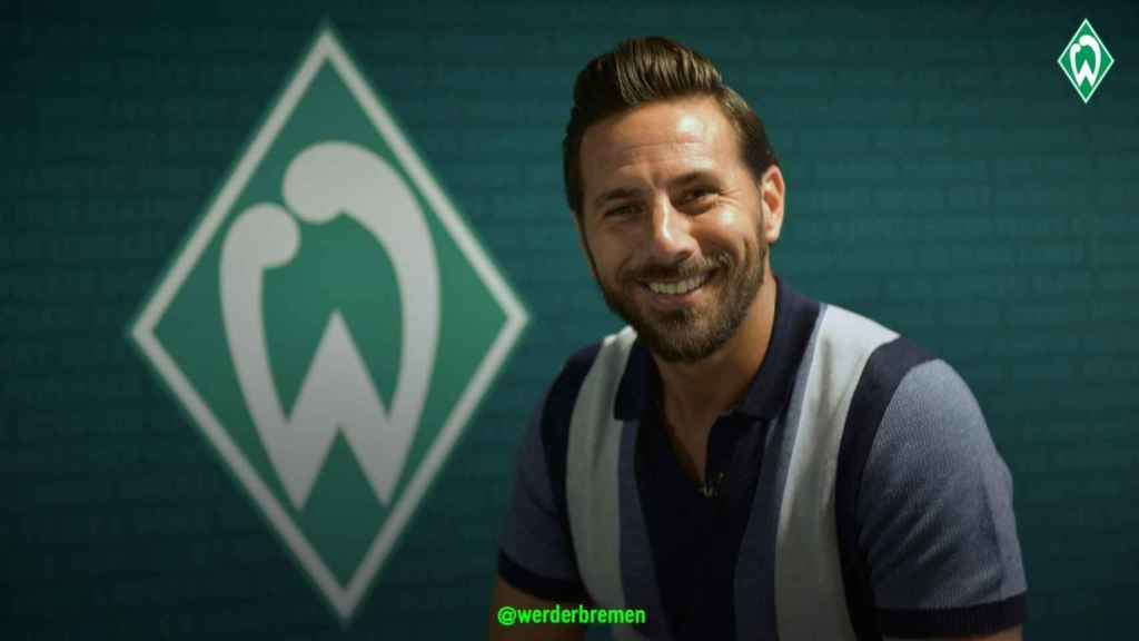 Claudio Pizarro, nuevo jugador del Werder Bremen. Foto: Twitter (@werderbremenES)