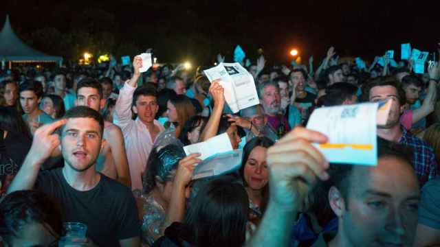 Reacción del público a la suspensión del concierto de David Guetta en Santander
