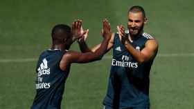 Benzema y Vinicius en un entrenamiento del Madrid