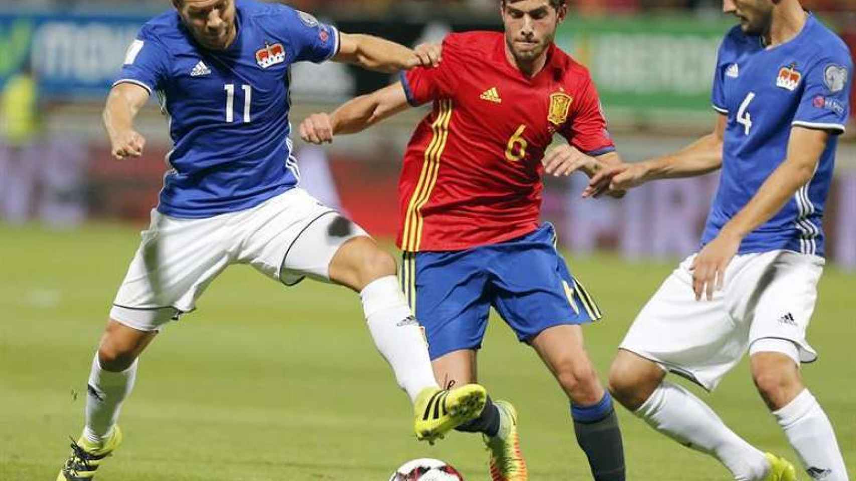 Sergi Roberto:, durante un partido con España. Foto: EFE