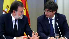 Mariano Rajoy junto a Carles Puigdemont, antes de la aplicación del 155.