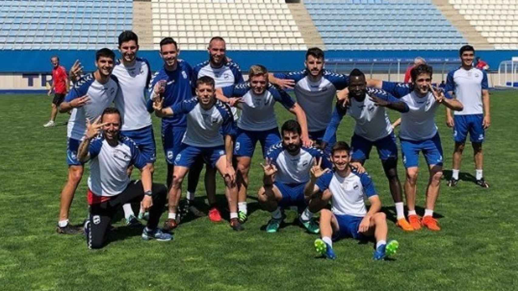Jugadores del Lorca en un entrenamiento. Foto: Instagram (@lorcafutbolclubsad)