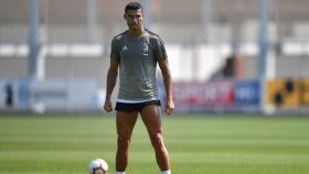 Cristiano Ronaldo durante un entrenamiento con la Juve. Foto: juventus.com