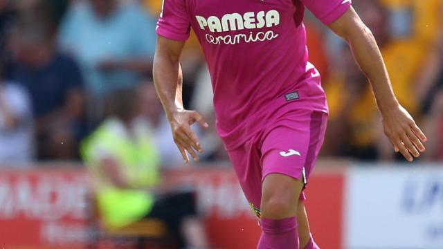 Cazorla durante un entrenamiento con el Villarreal