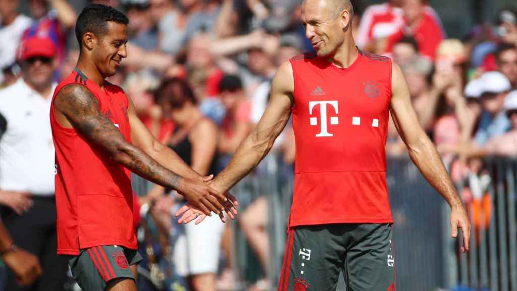 Thiago y Robben entrenan juntos con el Bayern Múnich