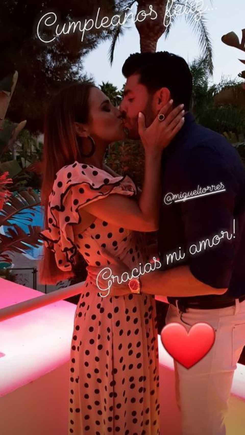 Paula y Miguel, su primer beso en Instagram.