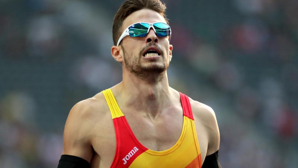 Óscar Husillos fue segundo en su semifinal con un tiempo de 45.17s.