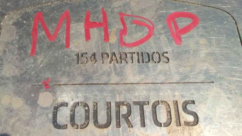 Sabotean la placa de Courtois en el Wanda Metropolitano