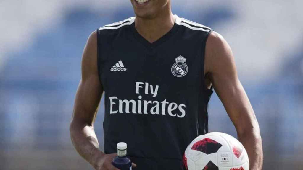 Varane, en un entrenamiento del Real Madrid