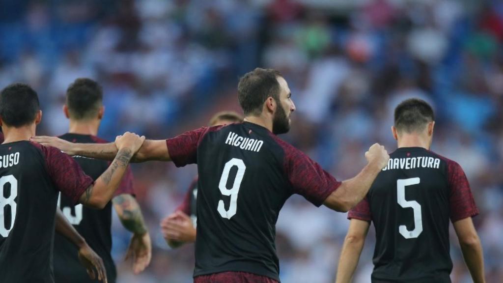 Higuaín no celebró su gol ante el Madrid. Foto: acmilan.com