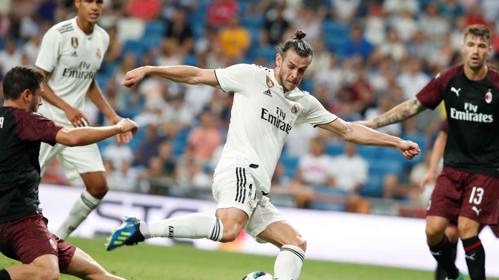 Bale marca el 2-1 ante el Milan.