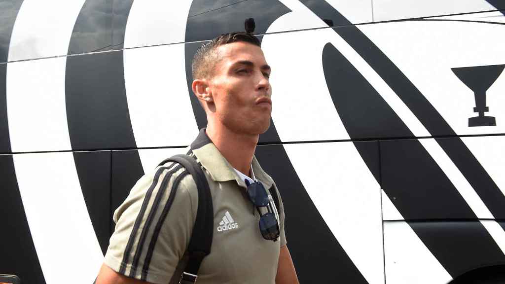 Cristiano llega en el autobús de la Juventus
