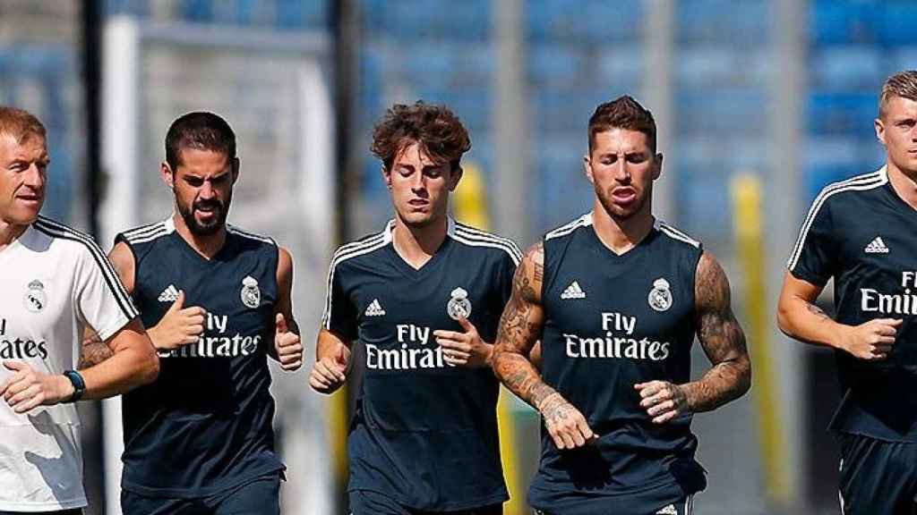 Odriozola regresa a los entrenamientos con el Real Madrid