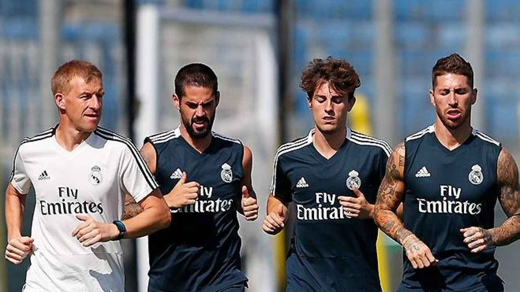 Odriozola regresa a los entrenamientos con el Real Madrid