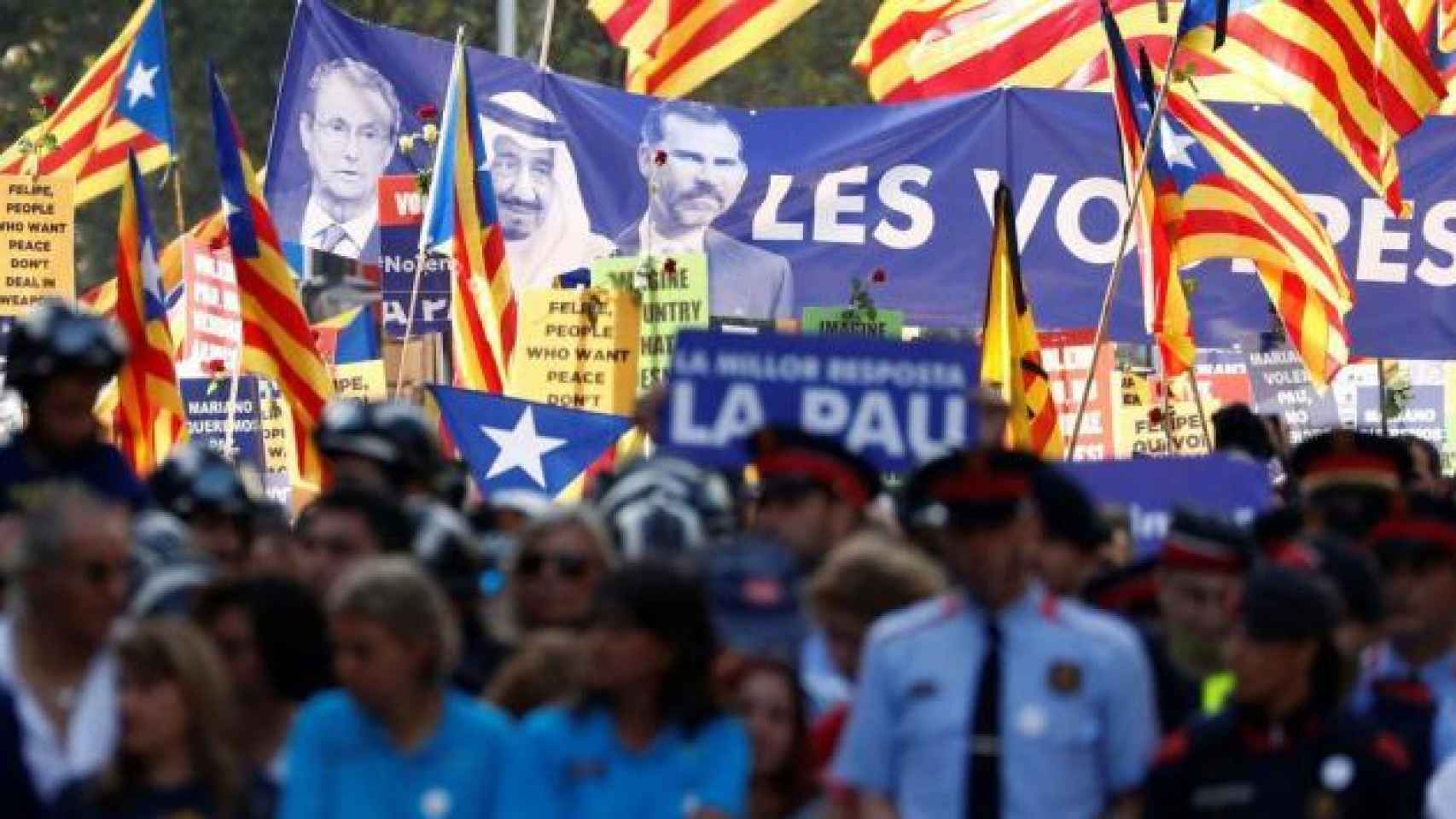 Manifestación contra los atentados de Barcelona y Cambrils celebrada el año pasado instrumentalizada por el independentismo.