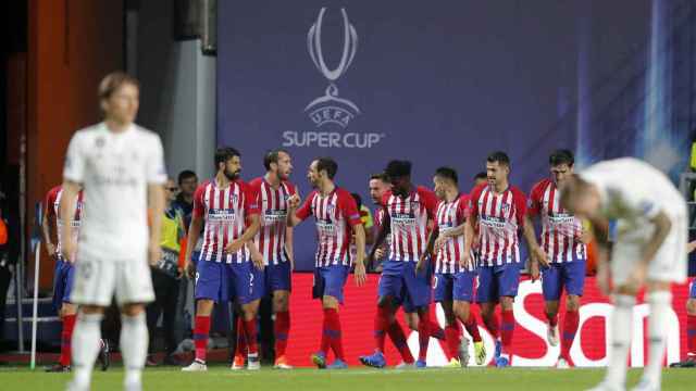 Los jugadores del Atlético de Madrid celebran un gol