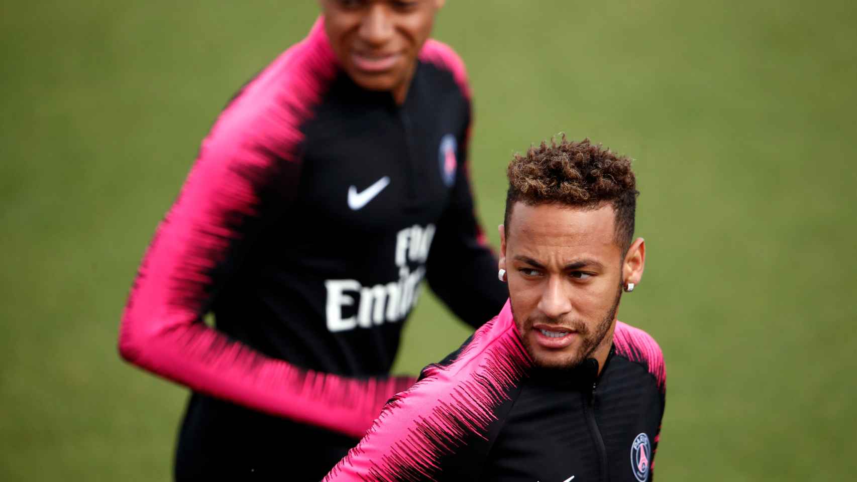 Neymar y Mbappé en un entrenamiento del PSG