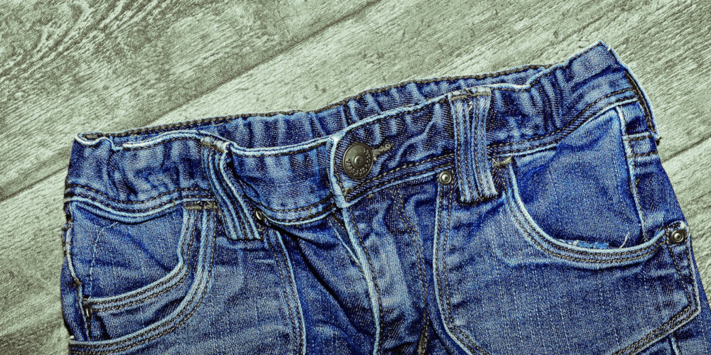 La ciencia lo confirma: los bolsillos de los pantalones de las mujeres no  están hechos para smartphones