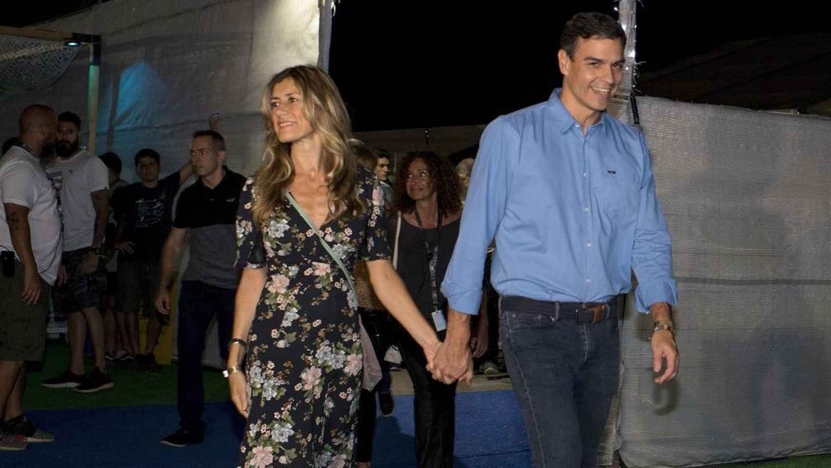 Pedro Sánchez y  Begoña Gómez, su esposa, a su llegada al concierto de The Killers en el FIB.