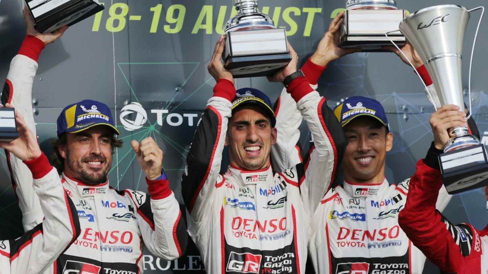 Alonso, Nakajima y Buemi celebran la victoria en la 6 Horas de Silverstone