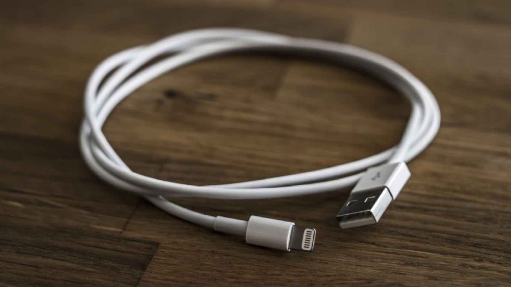 Este cable USB-C a Lightning puede robar tus datos