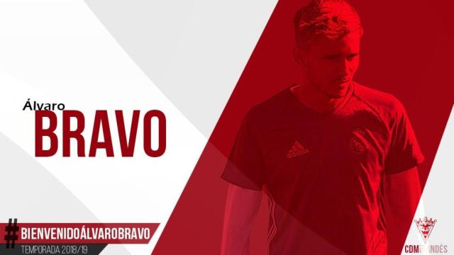 Álvaro Bravo como nuevo jugador del Mirandés. Foto: Twitter. (@CDMirandes)