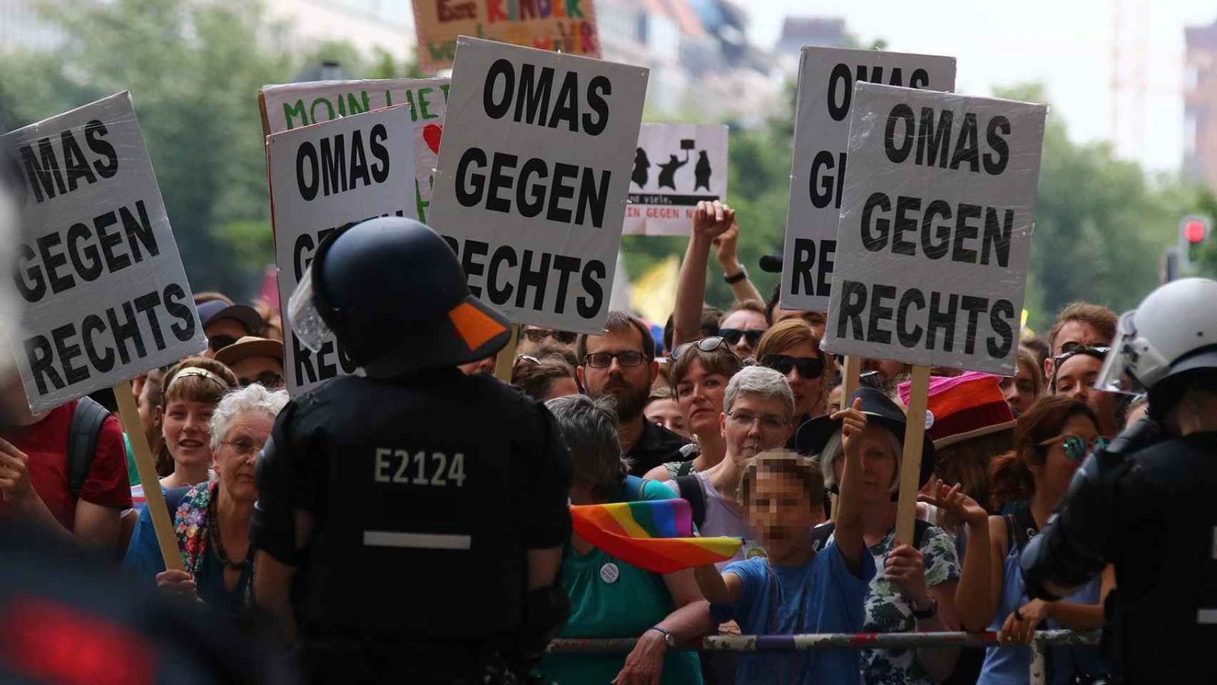 Manifestación contra los neonazis en Alemania.