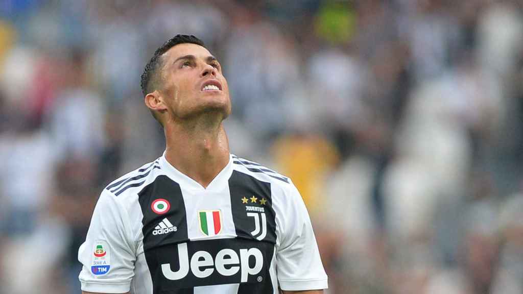 Cristiano se lamenta de una ocasión con la Juventus