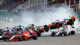 Duro accidente de Fernando Alonso que le deja fuera del GP de Bélgica