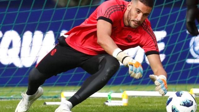 Casilla, en un entrenamiento del Real Madrid