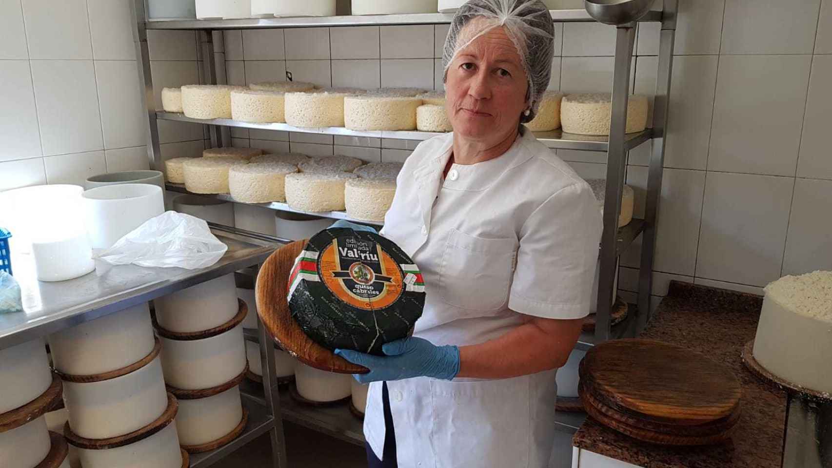 El queso, alcanzó los 14.300 euros en la subasta