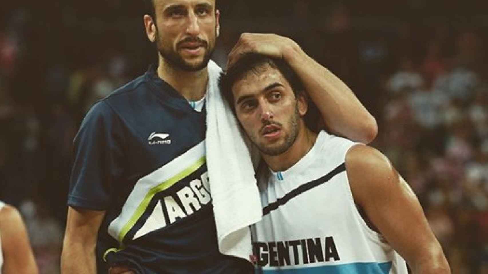 Campazzo y Ginobili con la selección argentina. Foto: Twitter. (@facucampazzo)