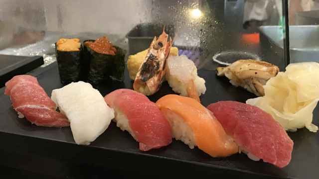 Sushi En Tokio - Sushi Zan Mai bandeja