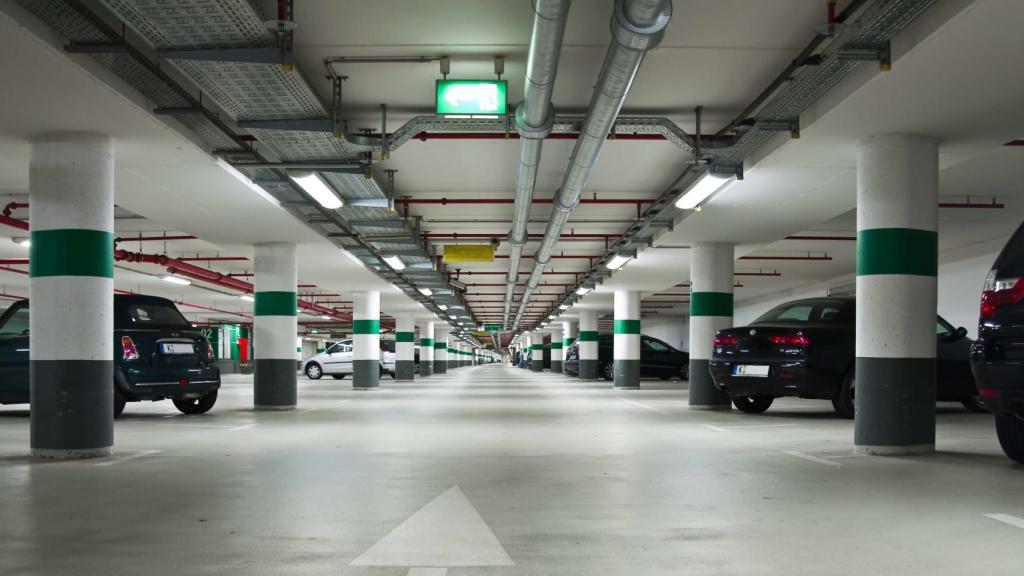 'Parking' Aena en Málaga, imagen de archivo.