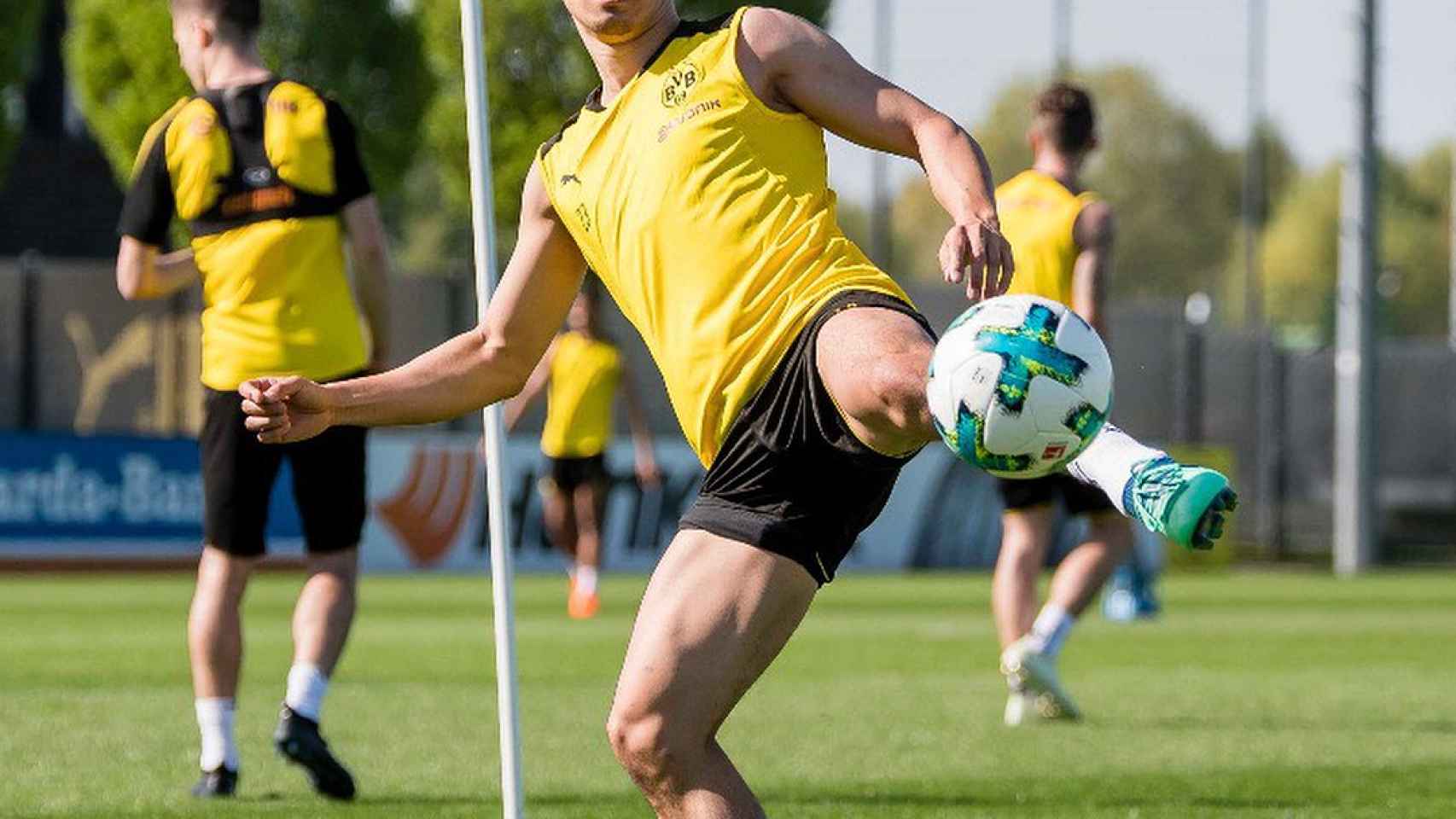 Kagawa entrenando con el Borussia Dortmund. Foto: Instagram (@sk23.10)